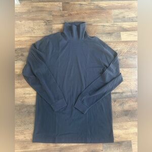 L.L. Bean Men's Dark Blue Turtleneck Sweater